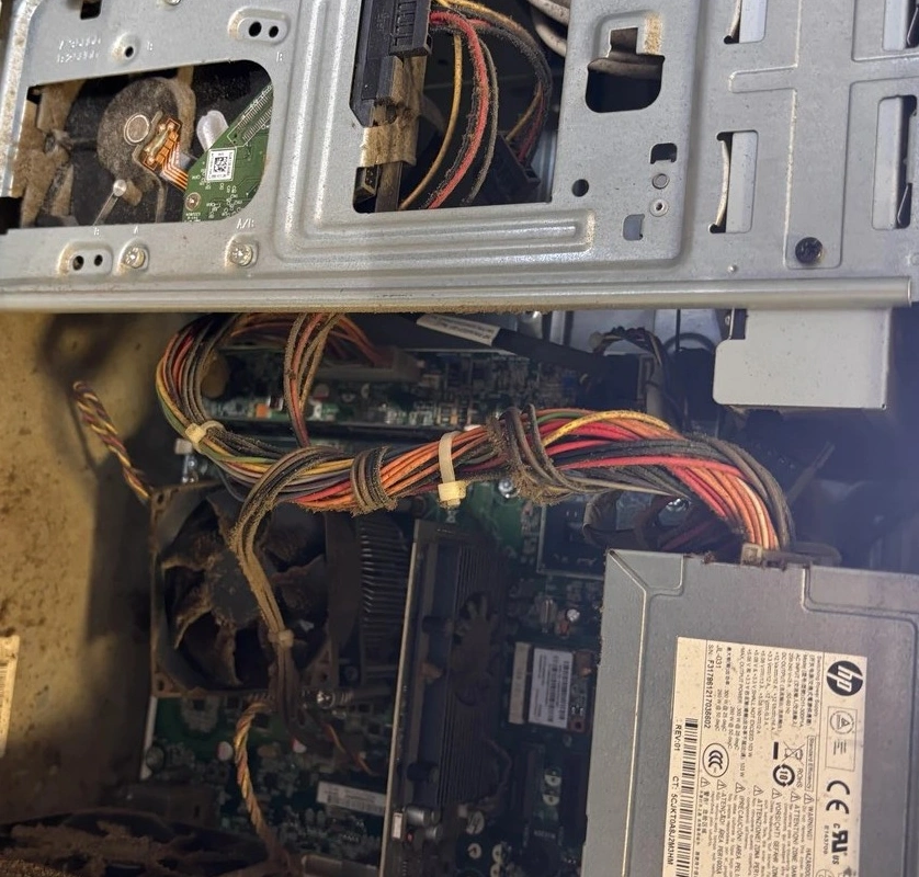 Intérieur du PC propre — après nettoyage La Grenouille Informatique